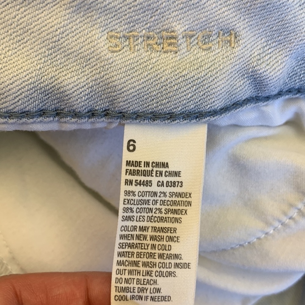 AEO Light Wash Jean Short with Crochet Side Detail - Picture 10 of 14